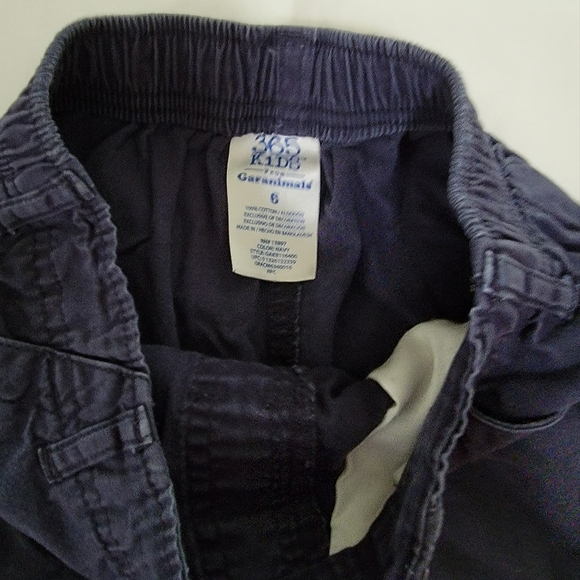 365 Kids Garanimals, Navy blue, boys size 6, elastic waist shorts - Picture 2 of 3